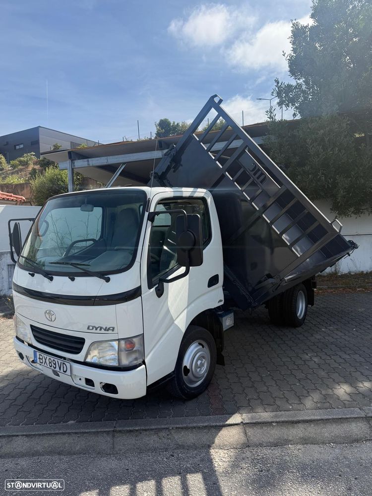 Toyota Dyna - 10