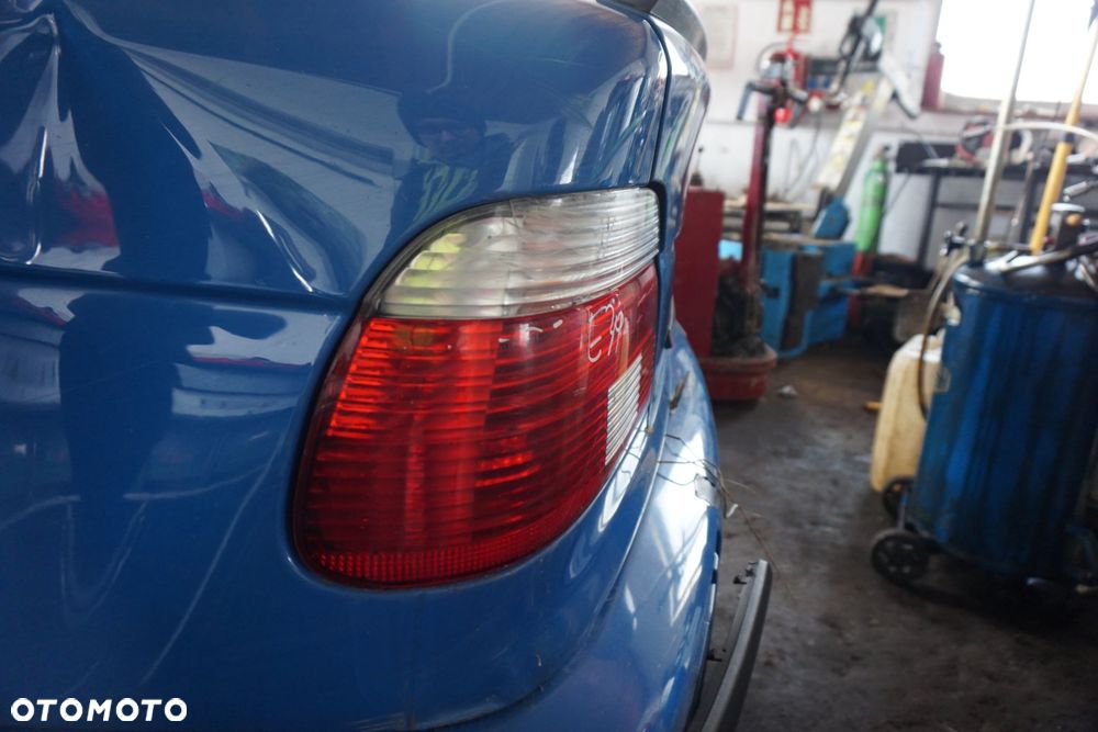 LAMPA TYLNA LEWA 5 E39 SEDAN  BMW 1995-2000 - 2
