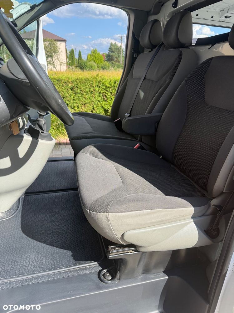 Opel Vivaro - 15