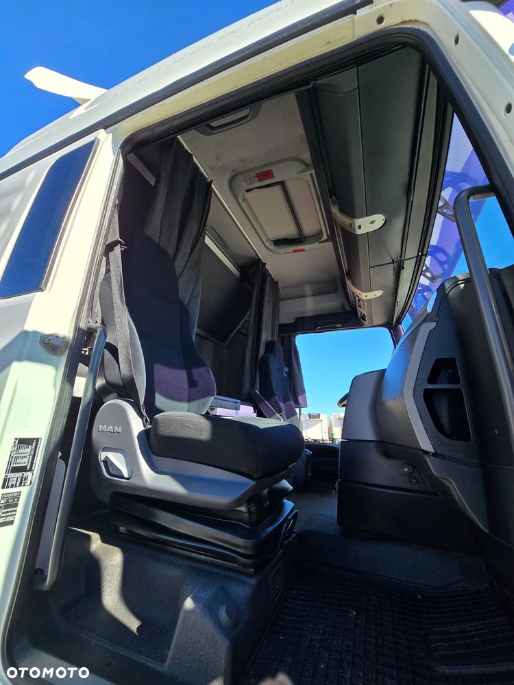 MAN tgx 25-440 6x2 laweta wciągarka całość na poduszkach - 27