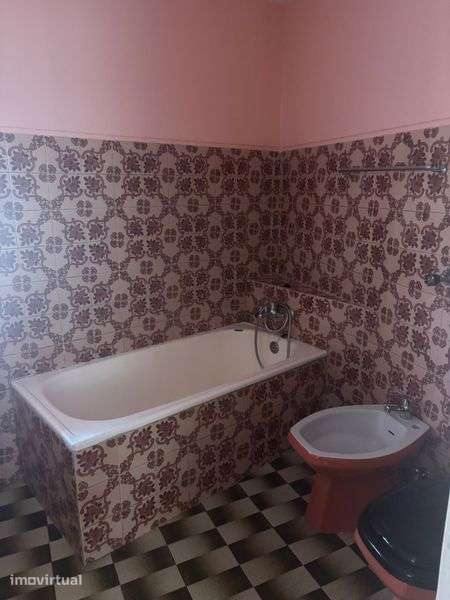 ARRENDA-SE Casa, Granja Nova, Tarouca - Grande imagem: 3/10