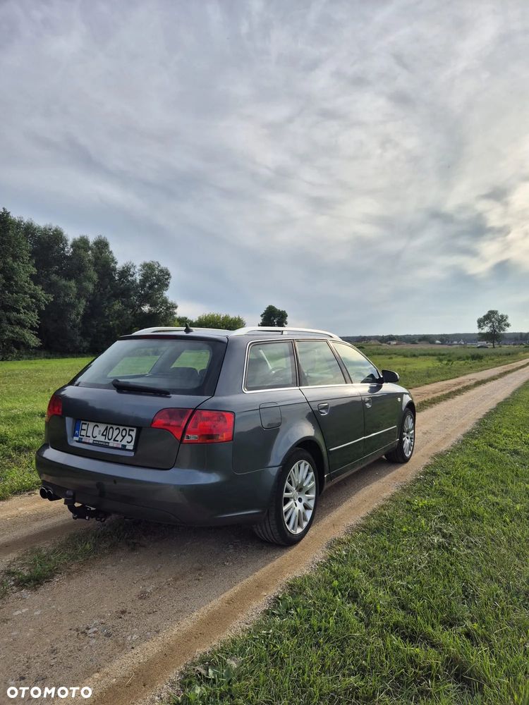 Audi A4 Avant 2.0 TDI - 7
