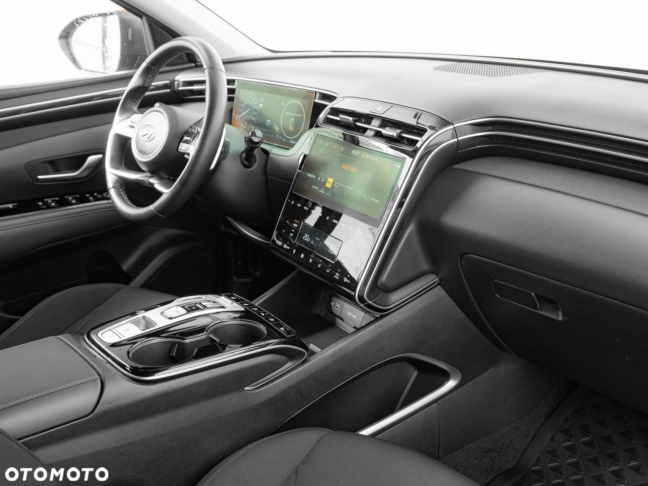 Hyundai Tucson 1.6 T-GDi HEV Executive 4WD - 36
