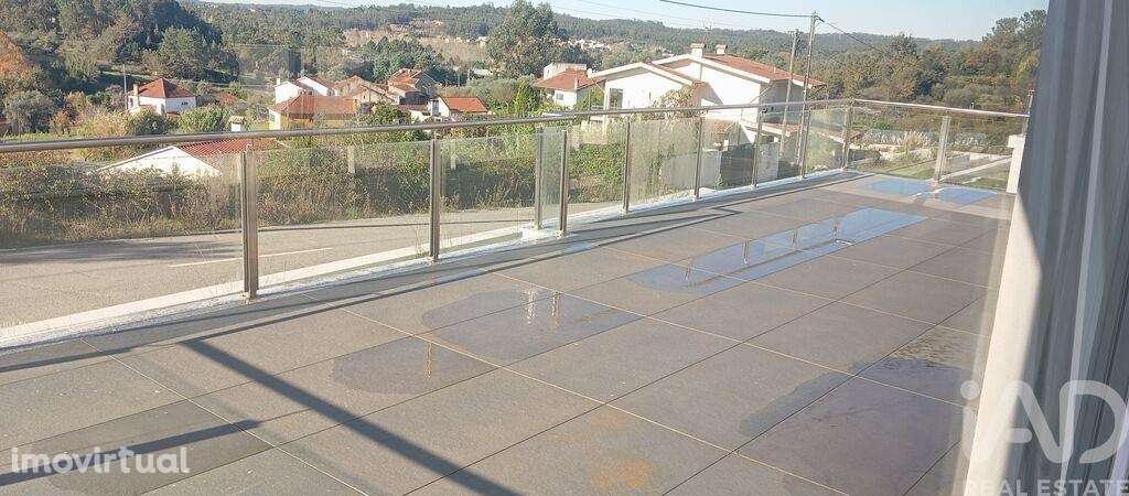 Casa / Villa T4 em Antuzede e Vil de Matos de 388,00 m2 - Grande imagem: 3/16