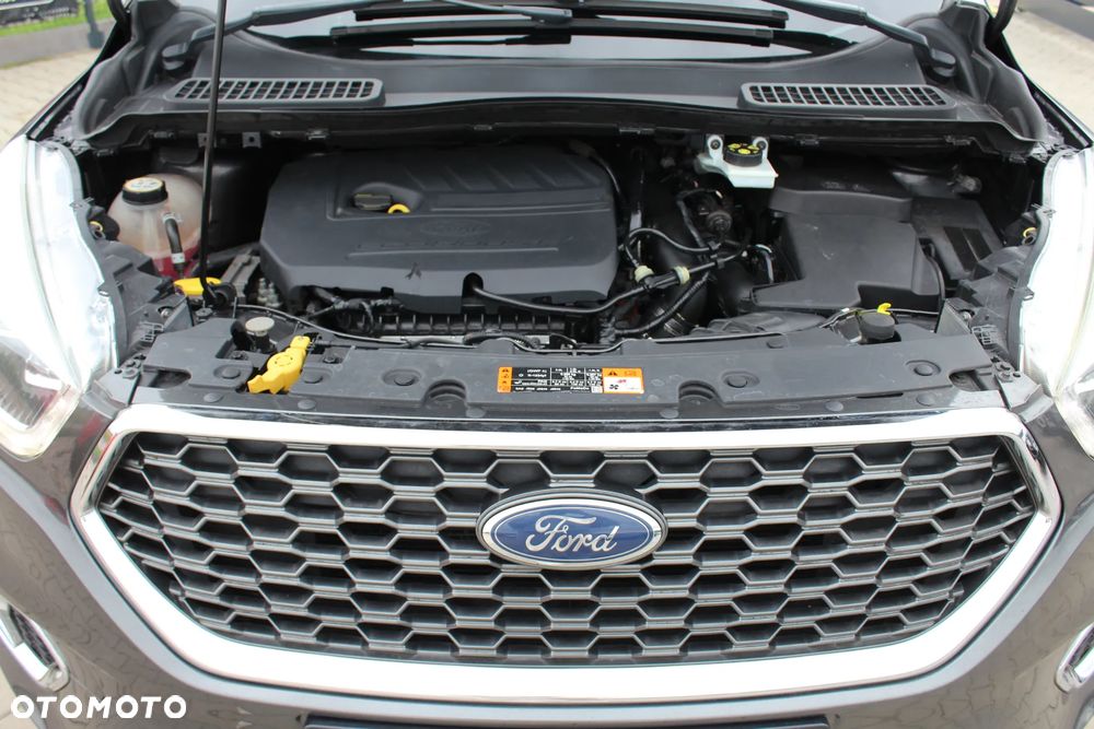 Ford Kuga 1.5 EcoBoost 2x4 Vignale - 38
