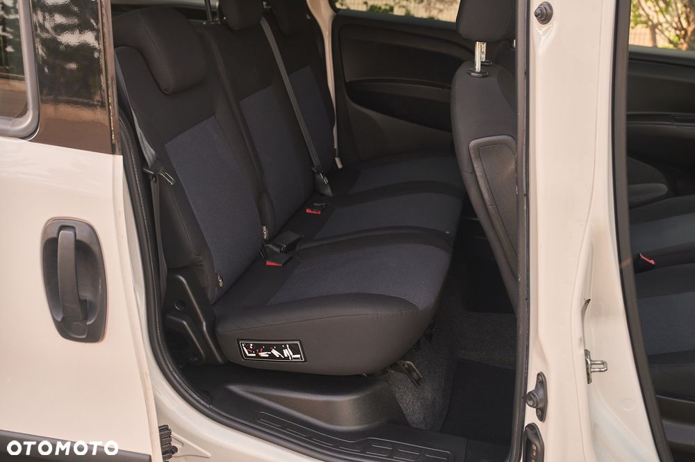 Opel Combo 1.6 CDTI L1H2 Edition - 31