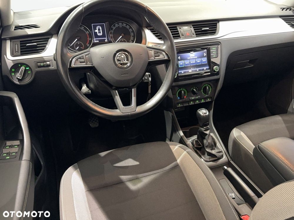 Skoda RAPID 1.0 TSI Ambition - 13