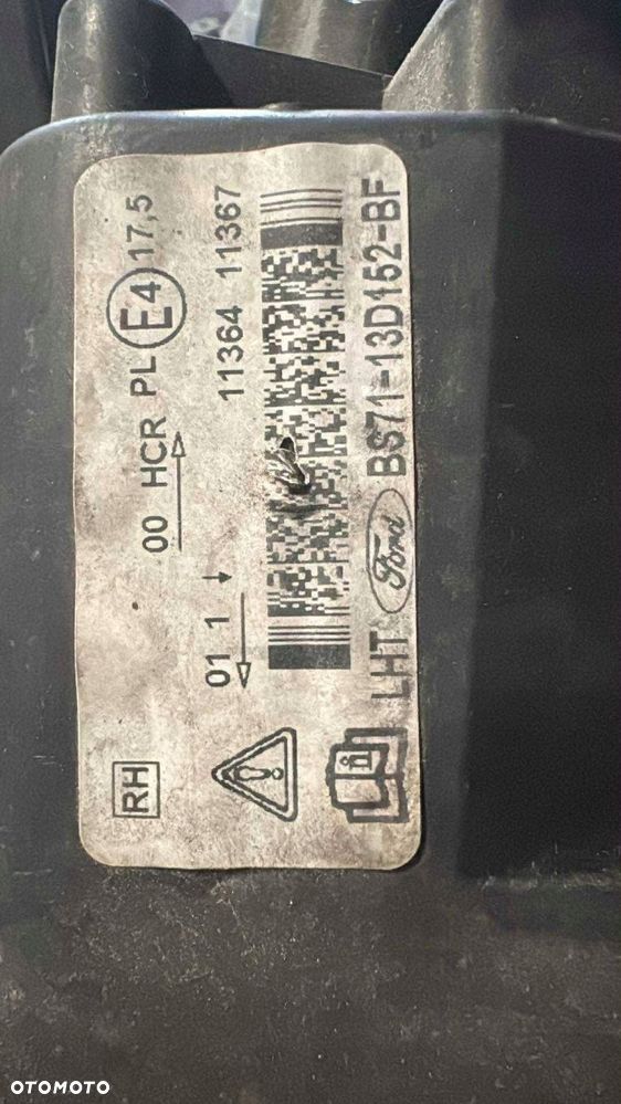 przedni prawy reflektor soczewka ford mondeo mk4 lift wersja uk - 3