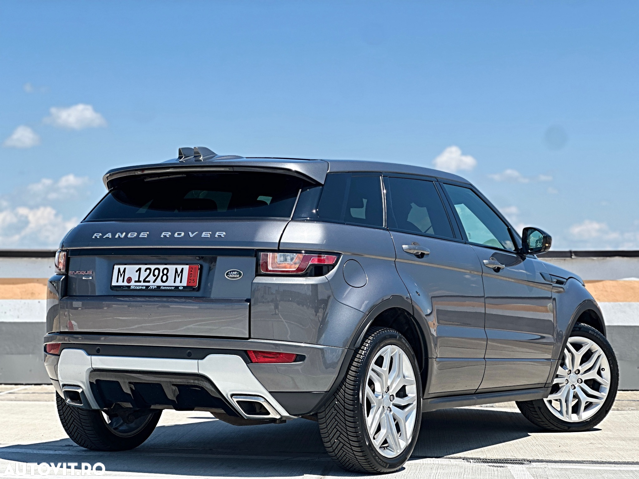 Land Rover Range Rover Evoque 2.0 D180 R-Dynamic S - 4