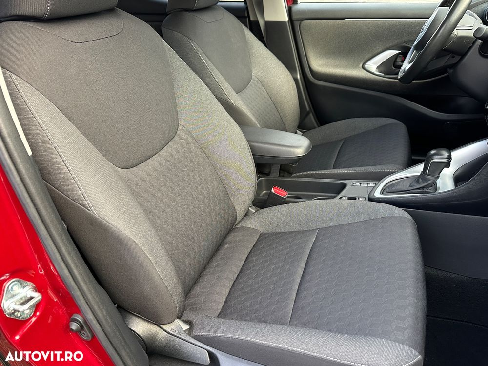 Toyota Yaris Hybrid 1.5 VVT-i - 9