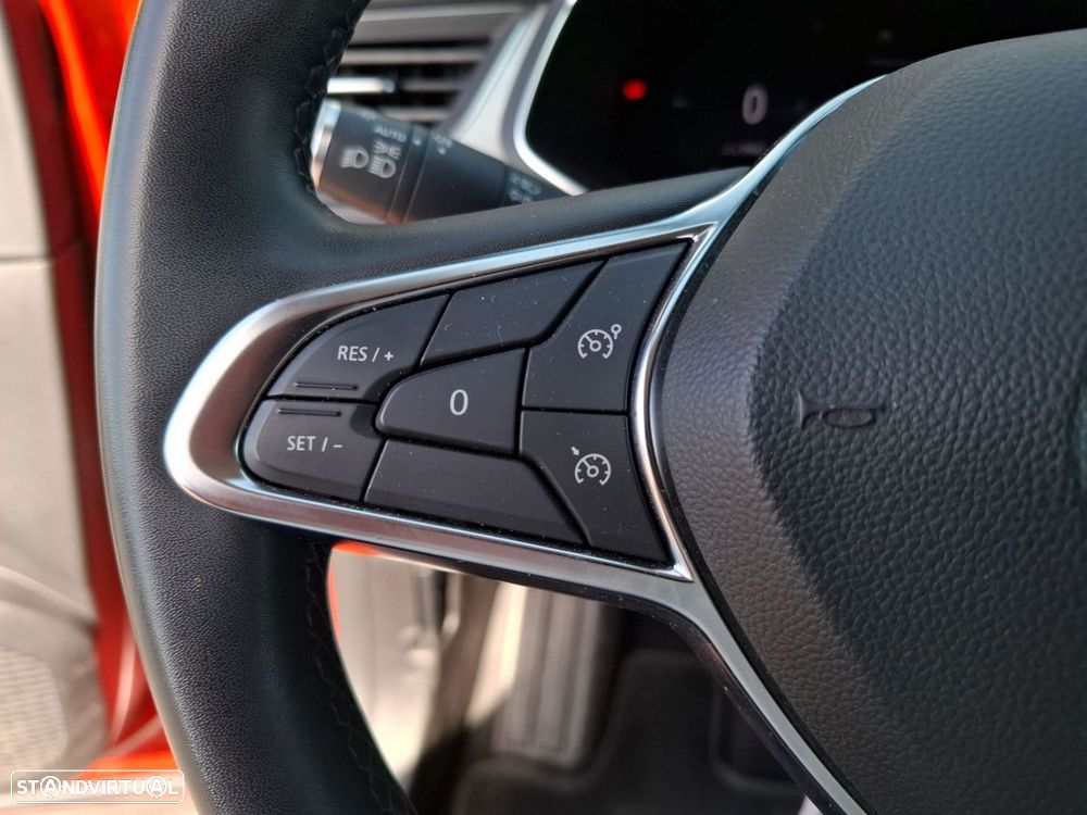 Renault Captur 1.6 E-Tech Plug-In Intens - 25