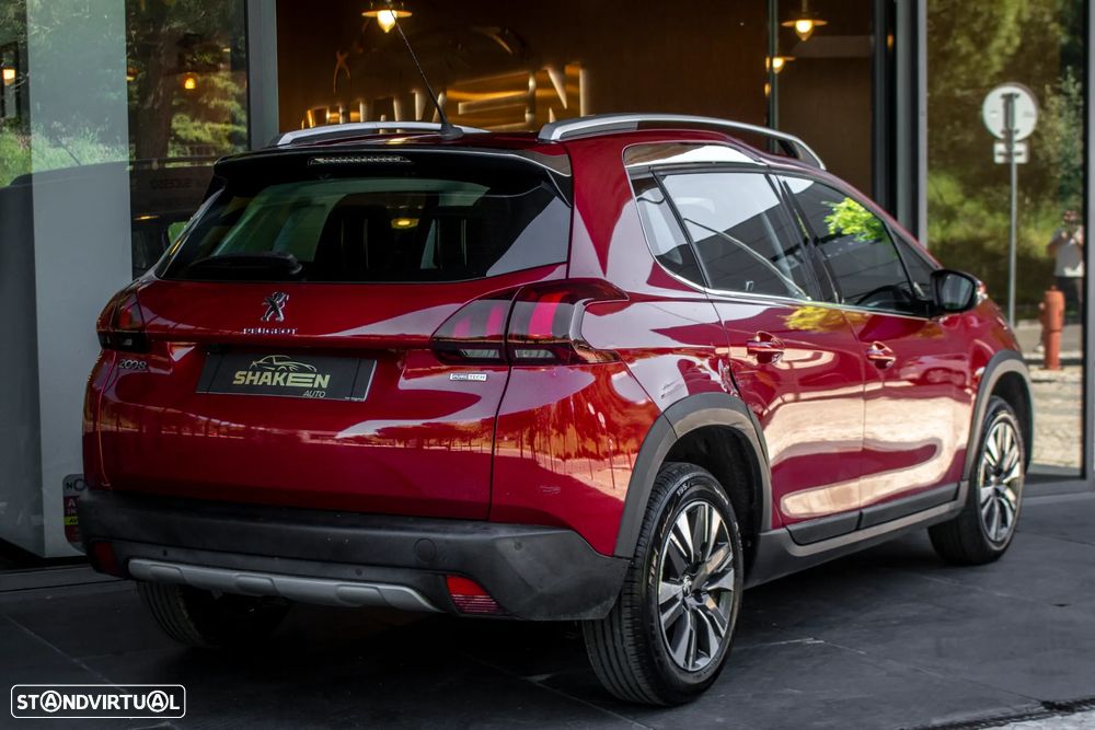 Peugeot 2008 PureTech 110 Stop&Start Allure - 3