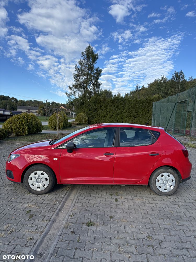 Seat Ibiza 2010 photo 4