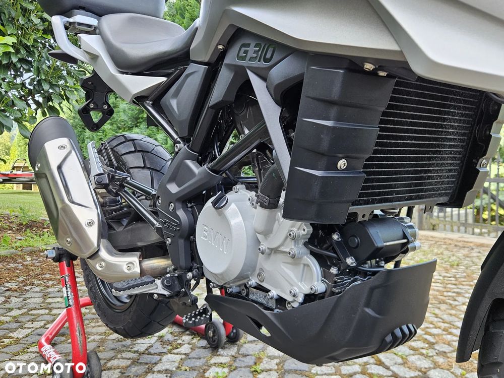 BMW G - 30