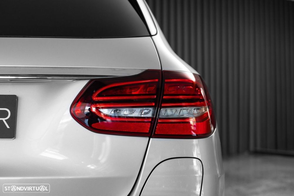 Mercedes-Benz C 300 de AMG Line - 11