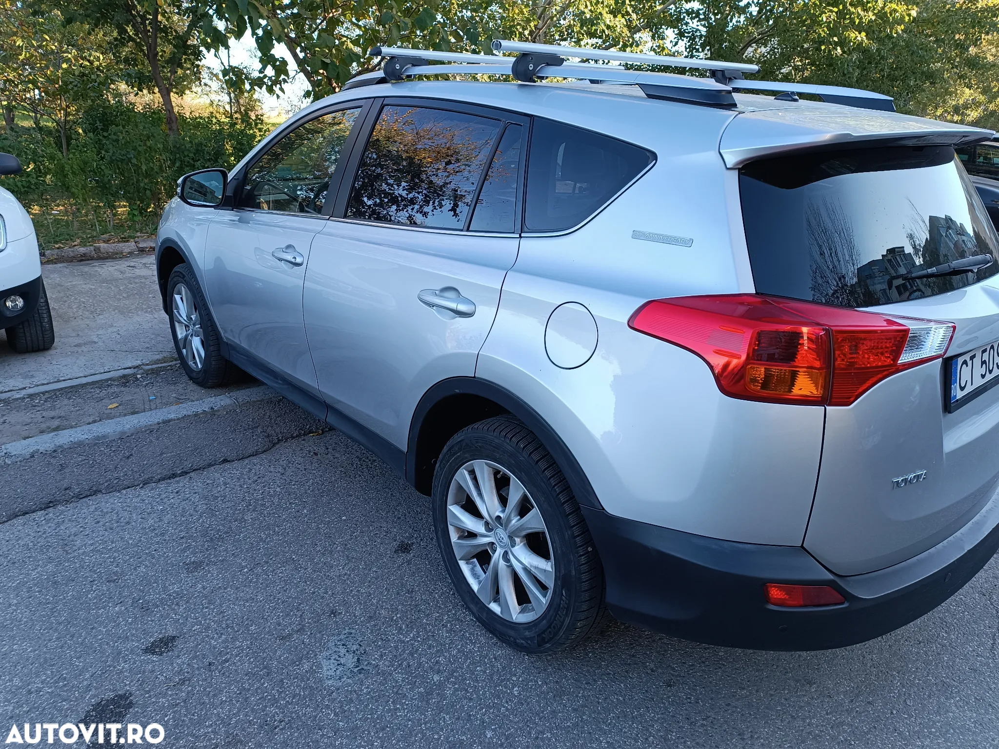 Toyota RAV4 - 9