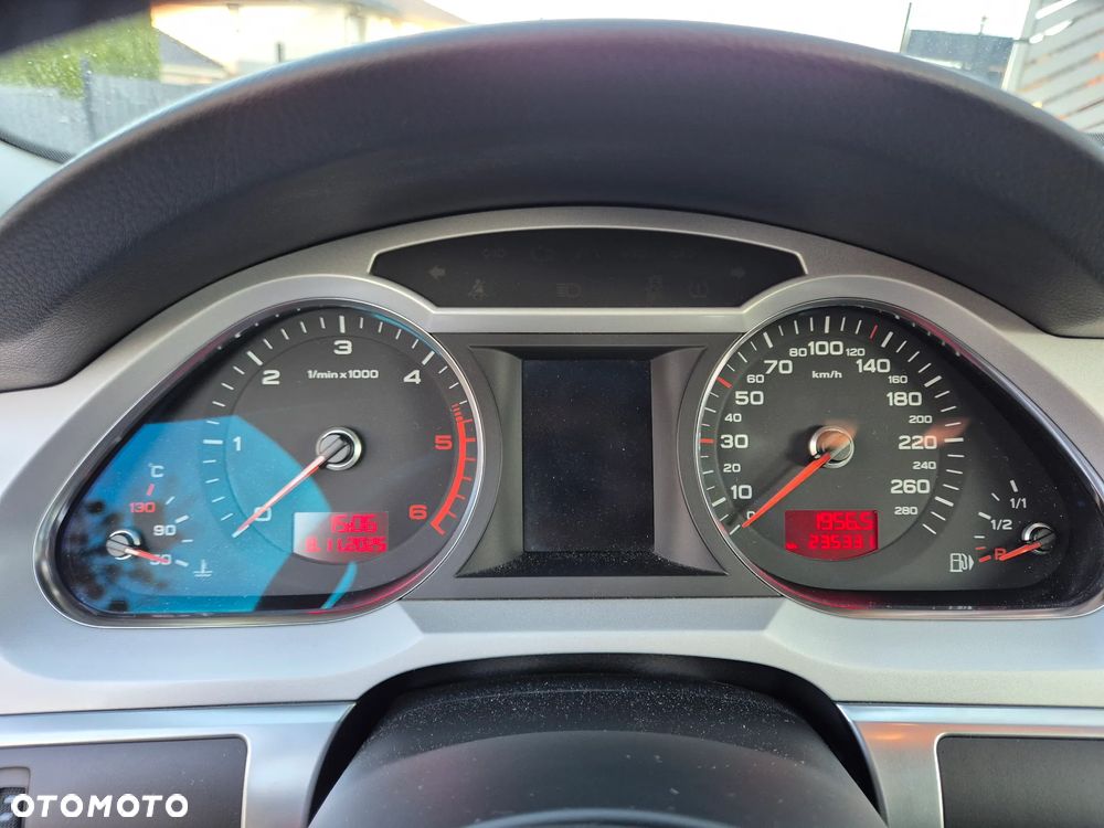 Audi A6 Avant 3.0 TDI Quattro Tiptronic - 13