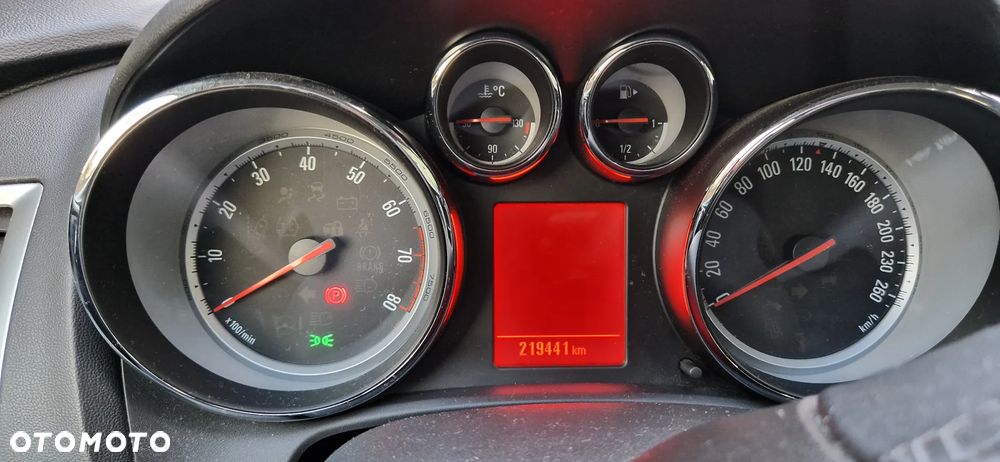 Opel Astra 1.6 T Sport - 3