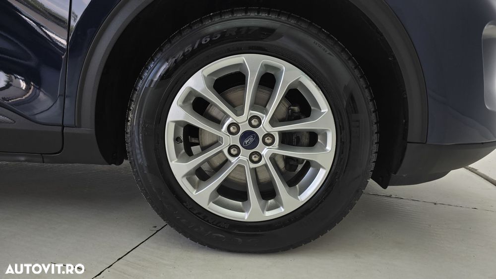 Ford Kuga - 23
