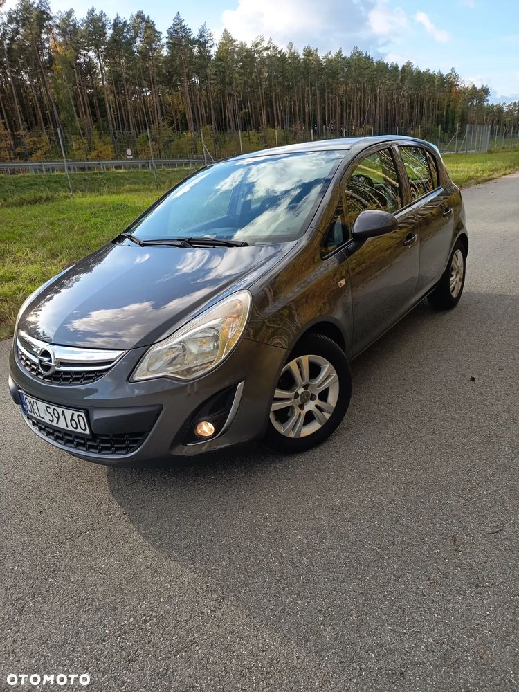 Opel Corsa 1.2 16V Color Edition - 1