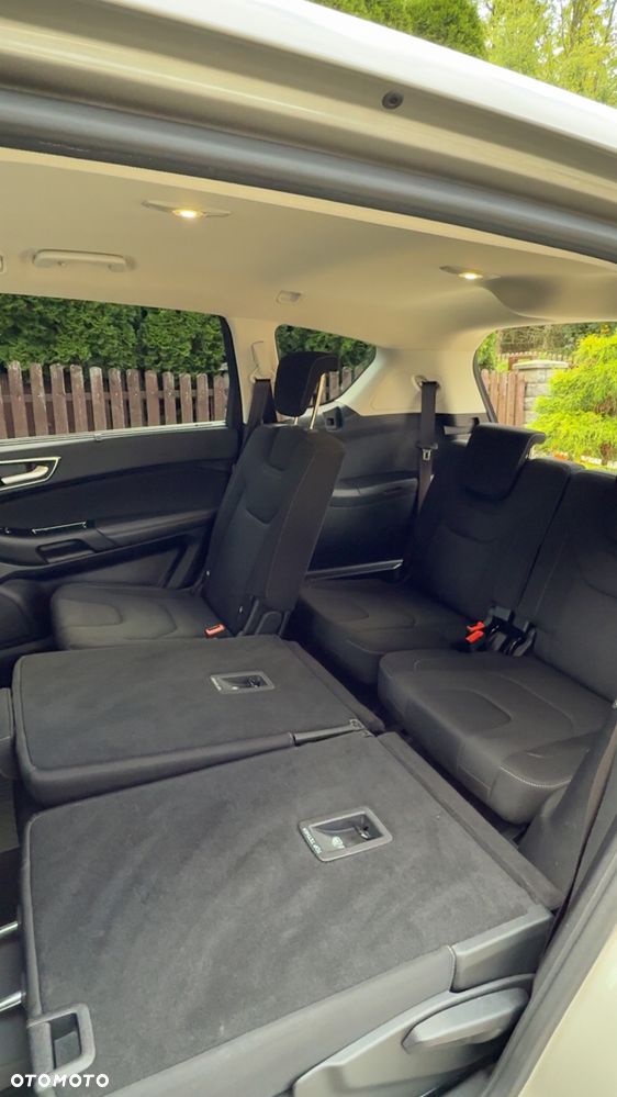 Ford S-Max 2.0 TDCi 4WD Titanium PowerShift - 13