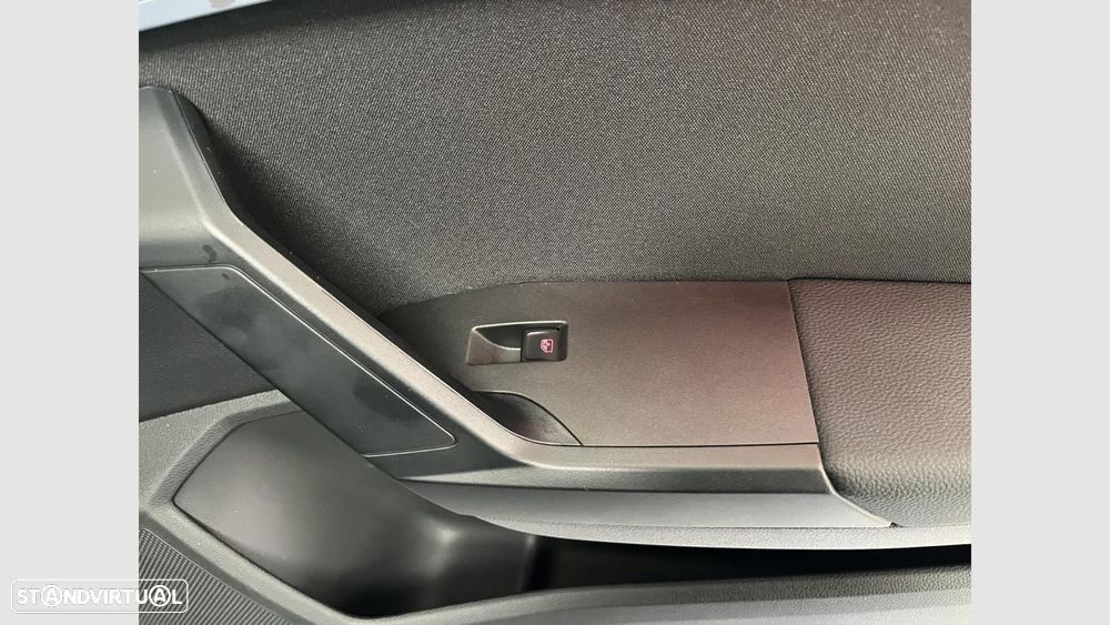 SEAT Arona 1.0 TSI FR - 14