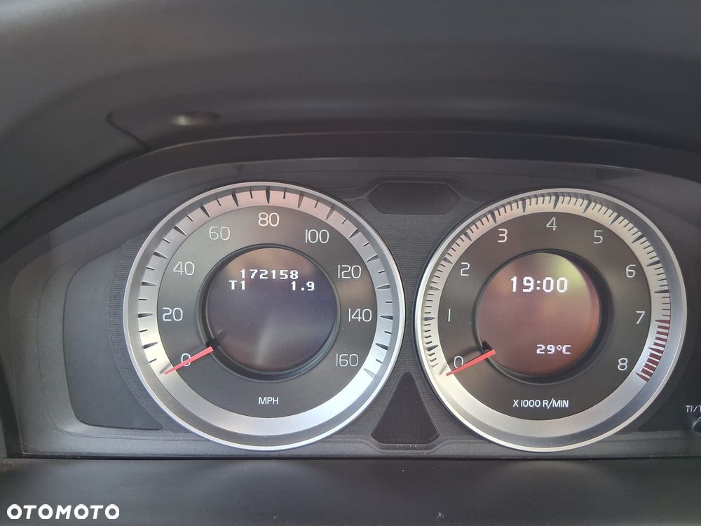Volvo XC 60 T6 AWD Momentum - 27