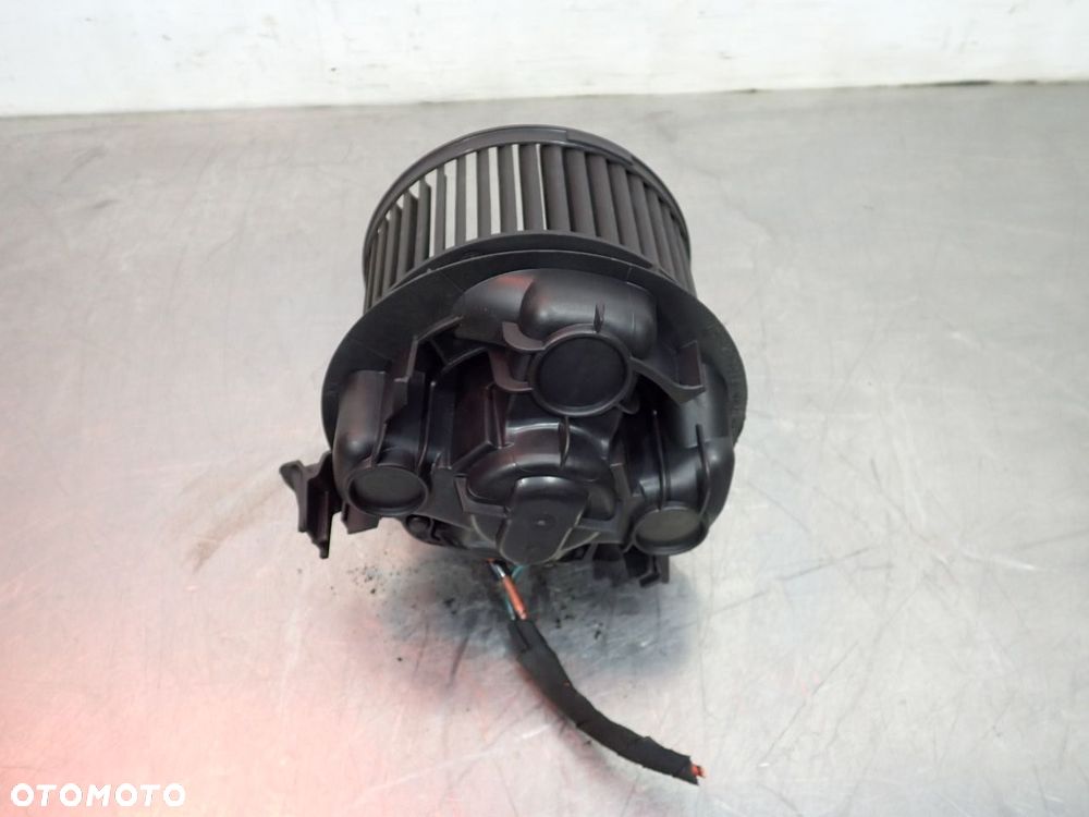 WENTYLATOR NAWIEWU NISSAN MICRA K12 C+C - 2