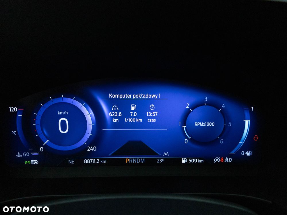 Ford Kuga 2.0 EcoBlue 4x4 ST-LINE X - 17