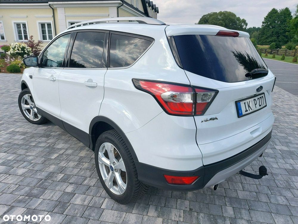 Ford Kuga - 4
