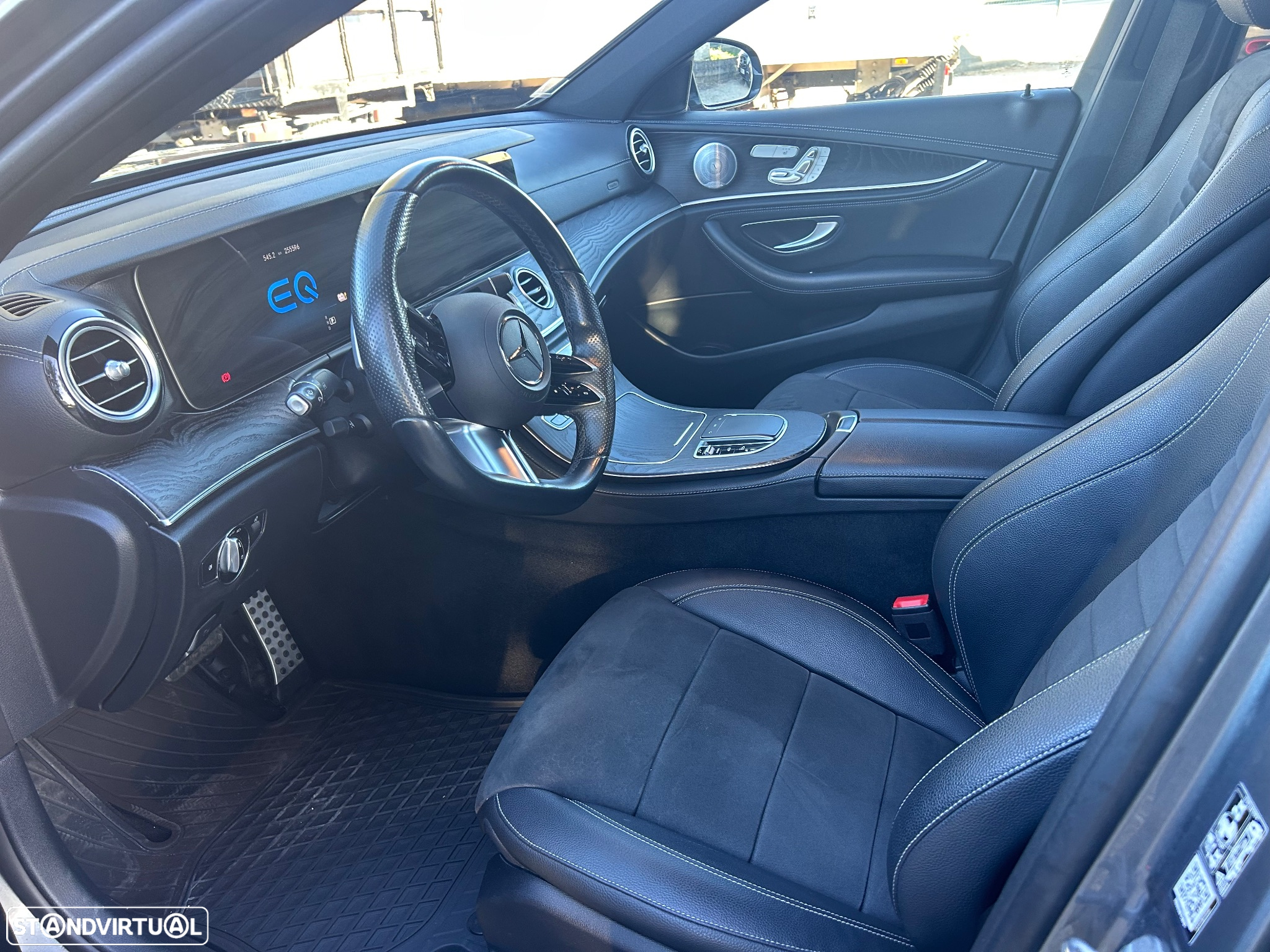 Mercedes-Benz E 300 de AMG Line - 11