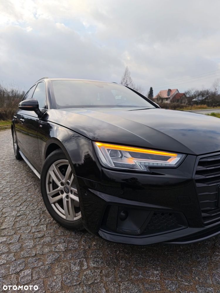 Audi A4 Avant 40 TDI S Line S tronic - 13