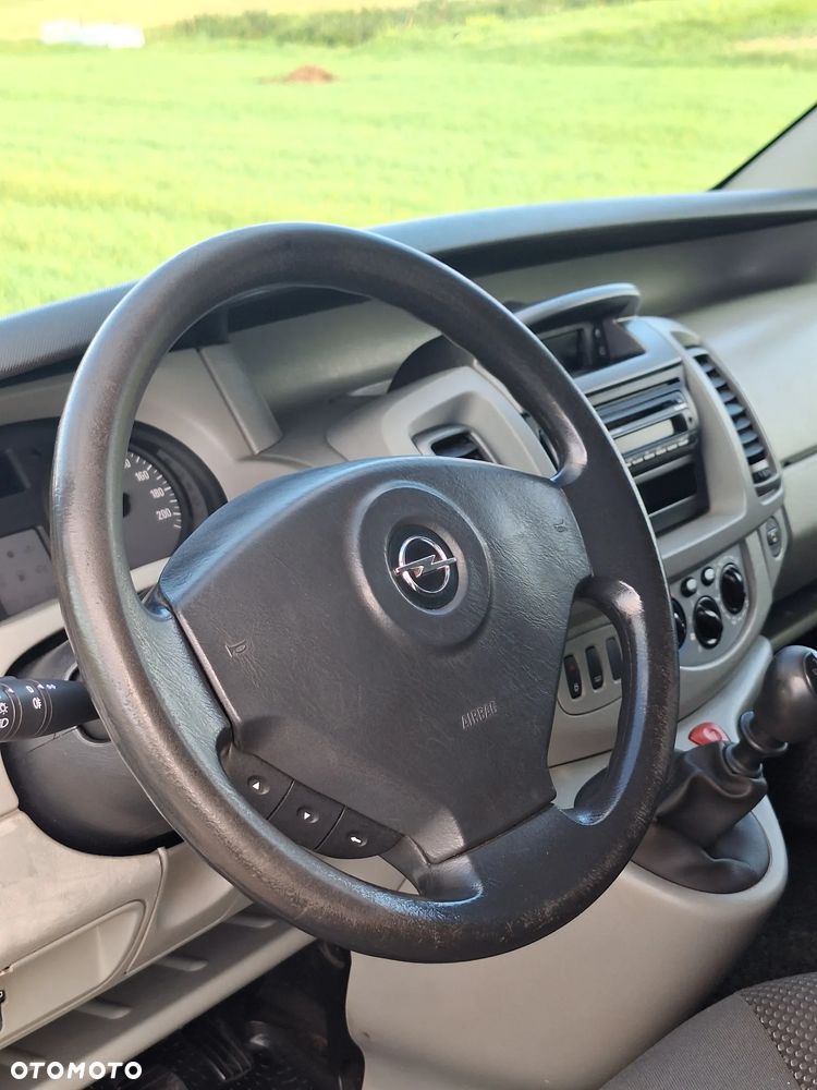 Opel Vivaro - 21