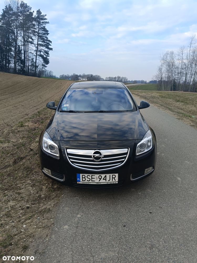 Opel Insignia - 1