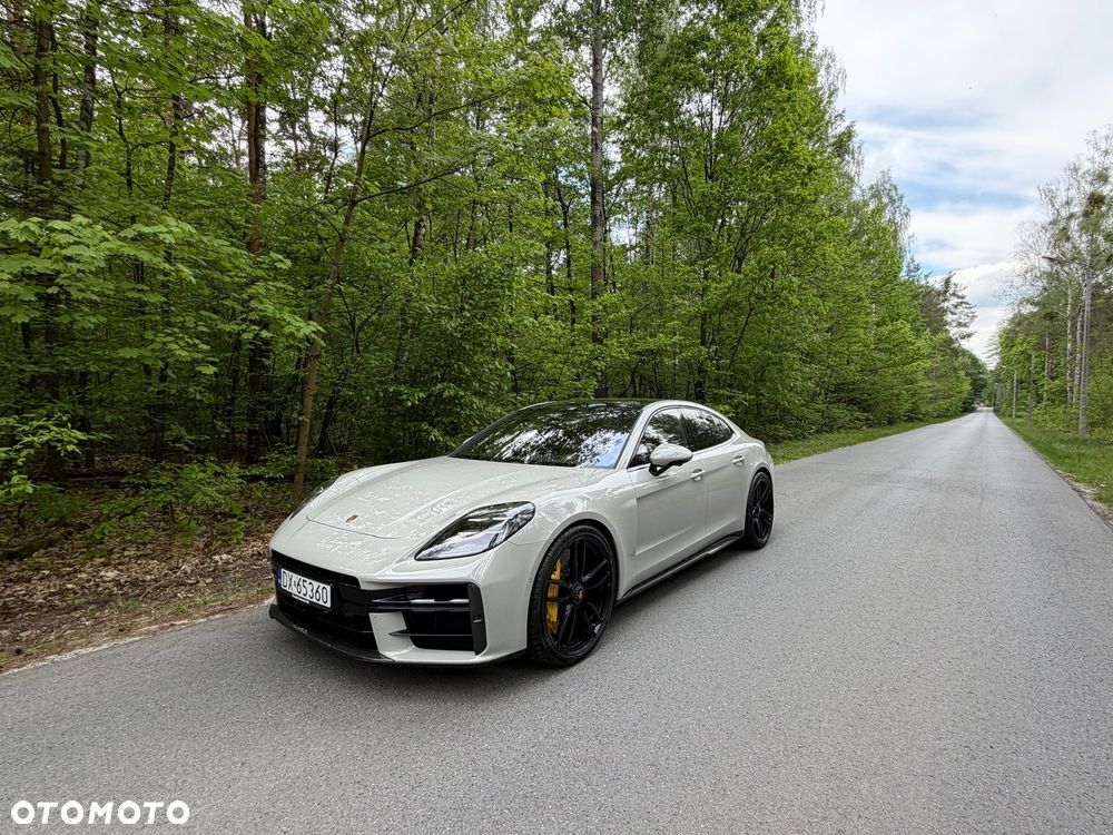 Porsche Panamera - 3