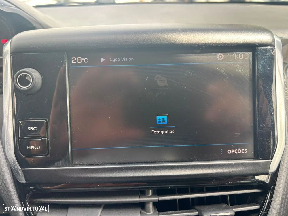 Peugeot 208 1.2 PureTech Style - 53