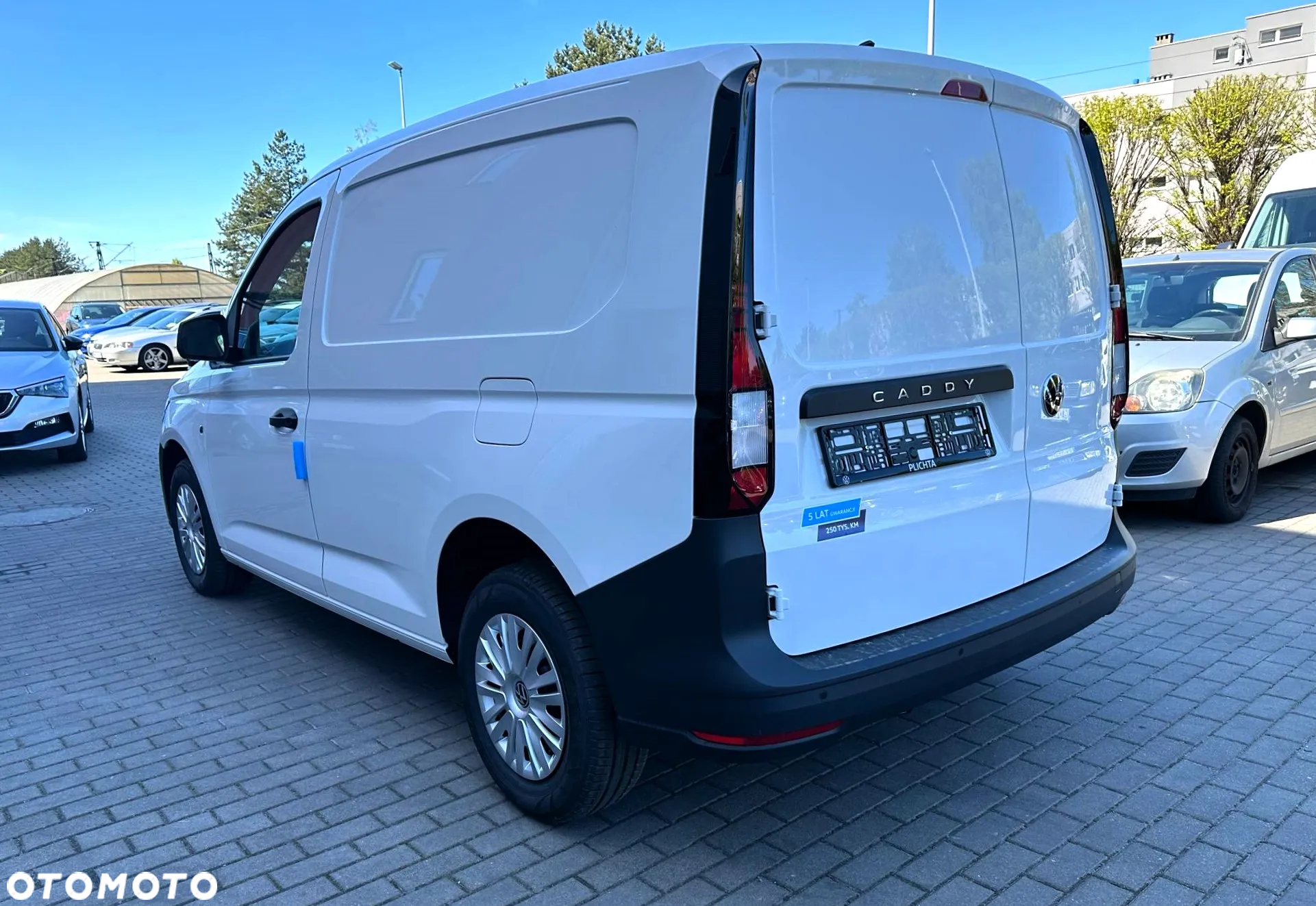 Volkswagen Caddy - 5