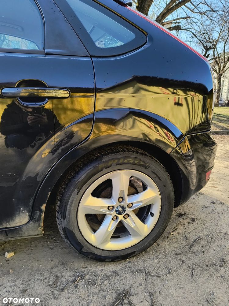 Ford Focus 1.6 Ambiente - 10