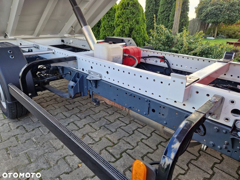 Iveco DAILY - 12