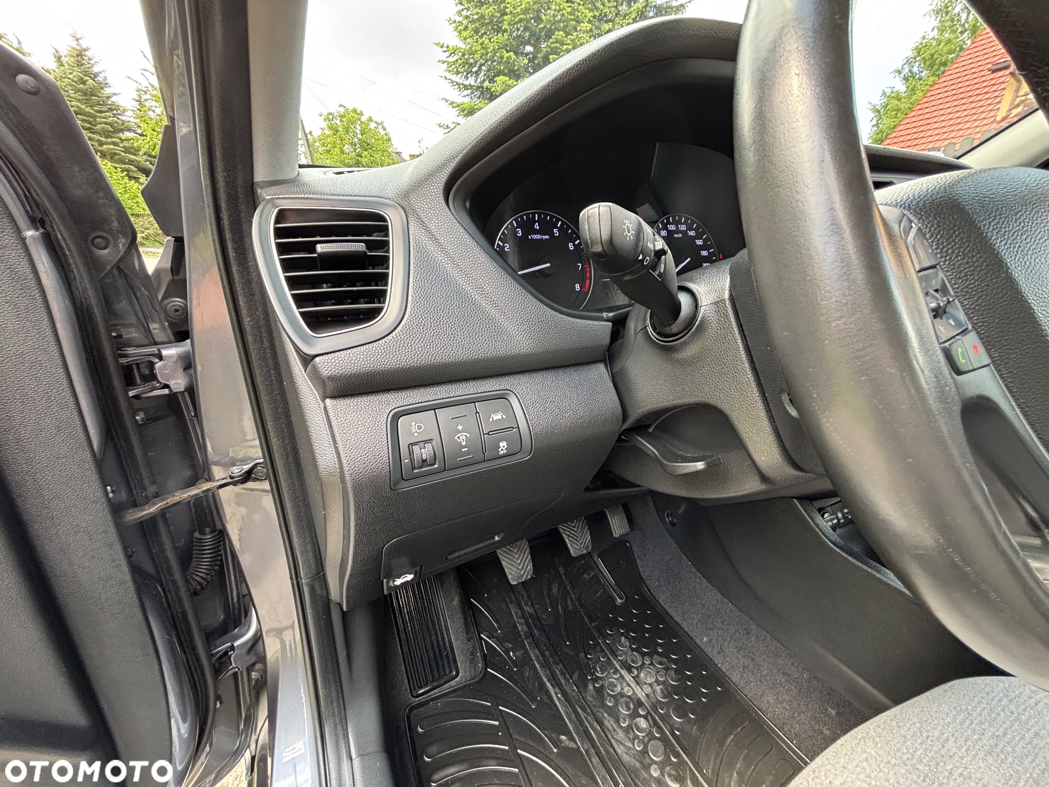 Hyundai i20 1.2 Intro Edition - 11