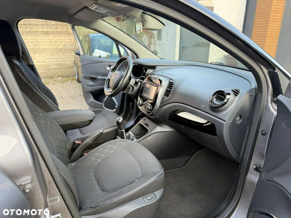 Renault Captur - 26