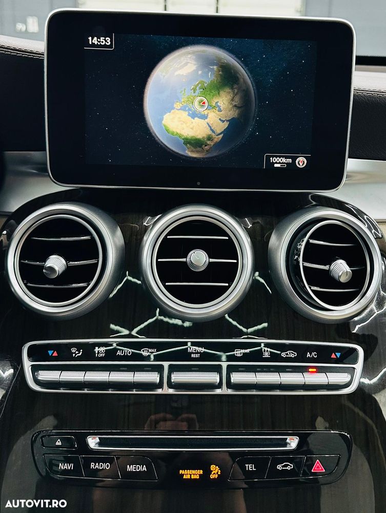 Mercedes-Benz GLC - 28