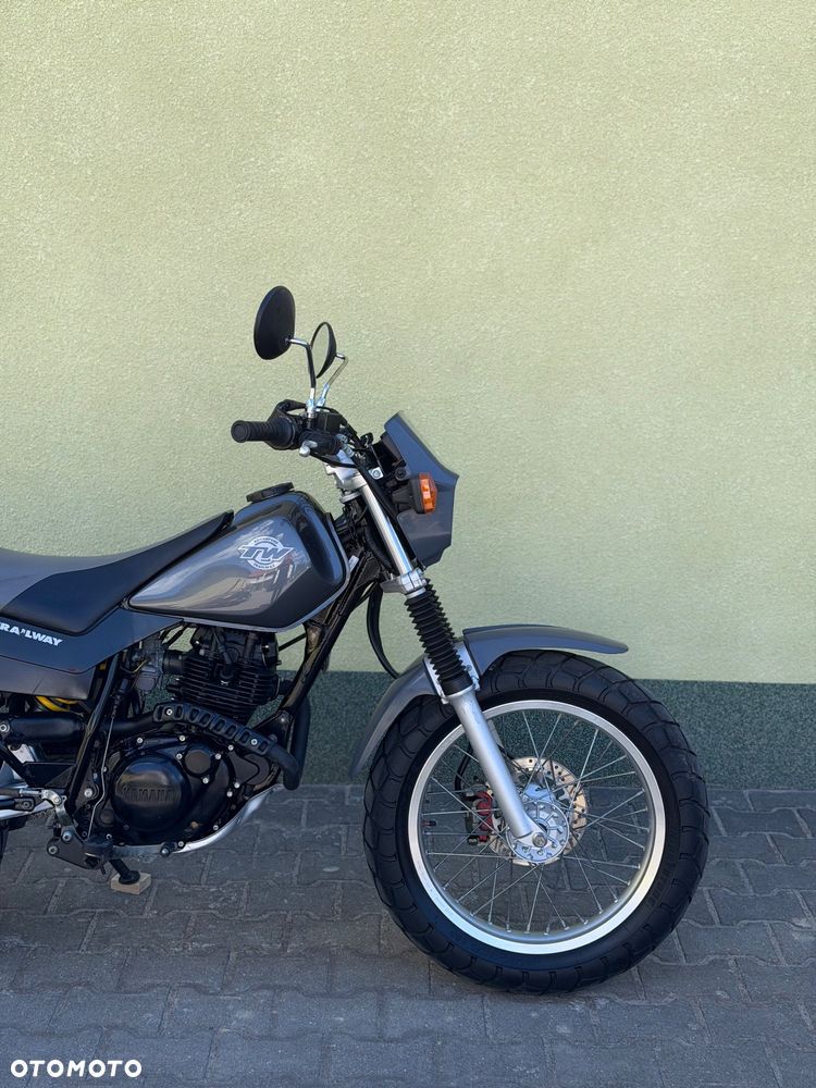 Yamaha TW - 6