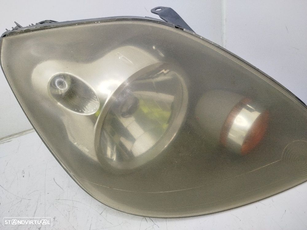 Farol/ Otica Dianteiro Dto Ford Fiesta V (Jh_, Jd_) - 2