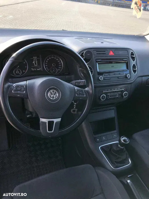 Volkswagen Golf Plus - 9