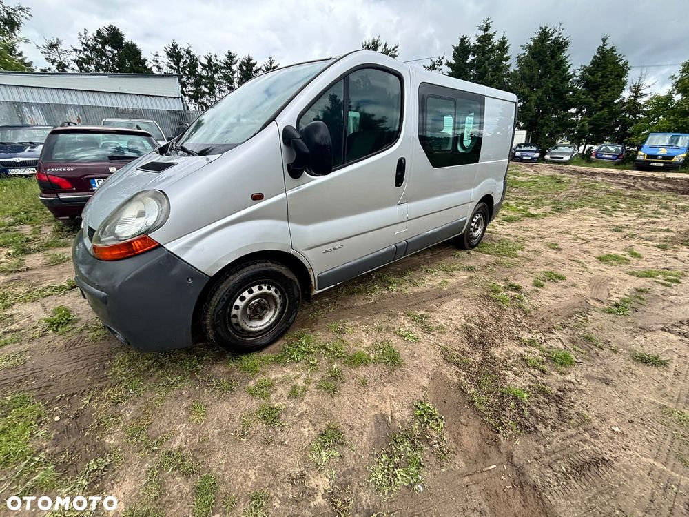 Renault Trafic Passenger - 5