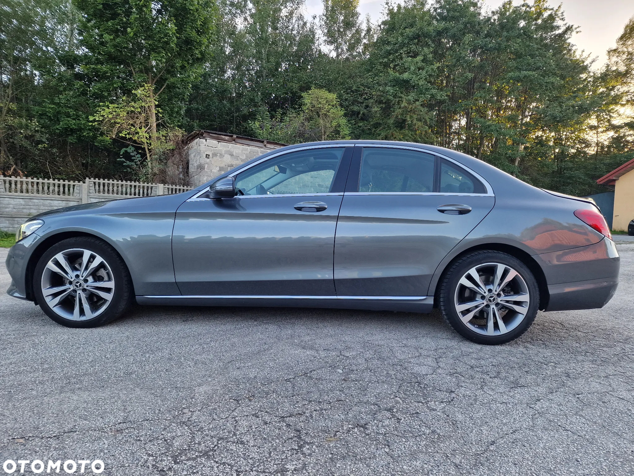 Mercedes-Benz Klasa C 180 T 9G-TRONIC Avantgarde - 3