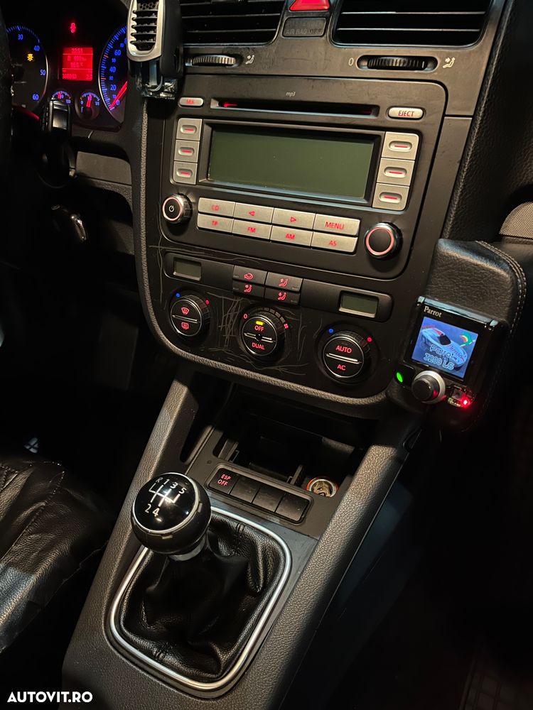 Volkswagen Golf 1.9 TDI Comfortline - 27