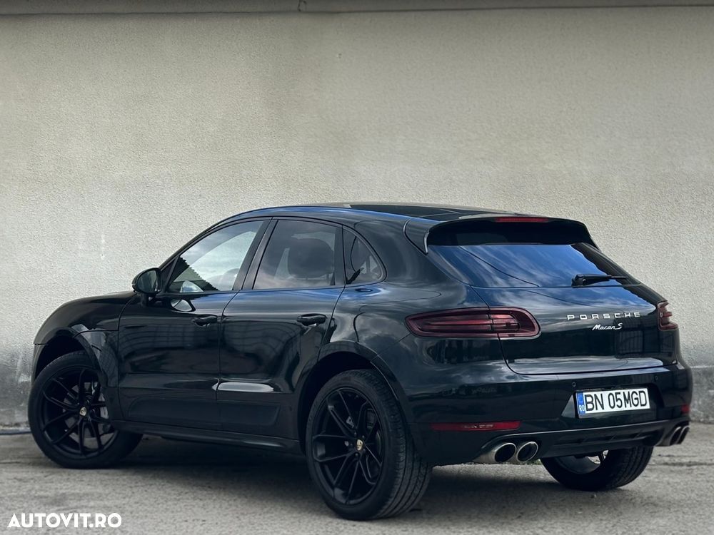 Porsche Macan 3.0 PDK S - 3