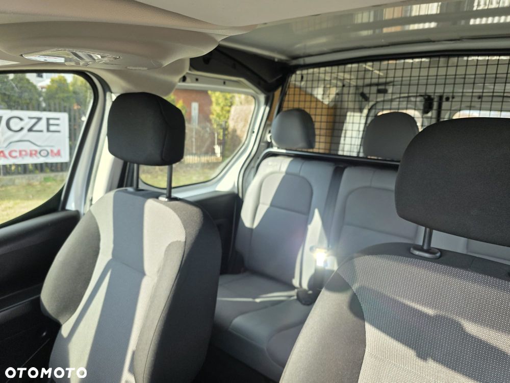 Peugeot Partner Long-5 osobowy - 13